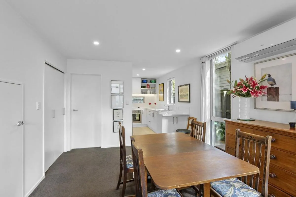 Apartment Andover Near The Park Christchurch